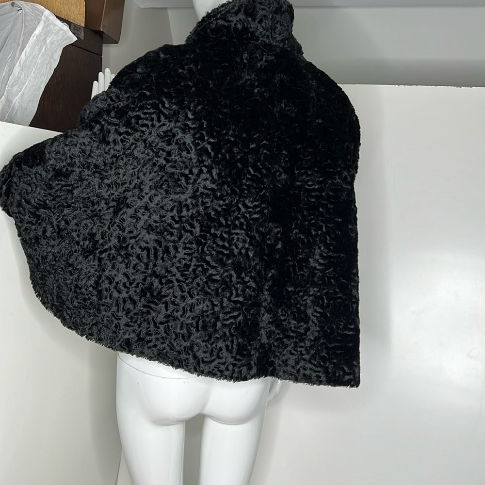Vintage Sz 4-10 Open Black Persian Lamb Cape Jacket Front Hooks Flowy Back
